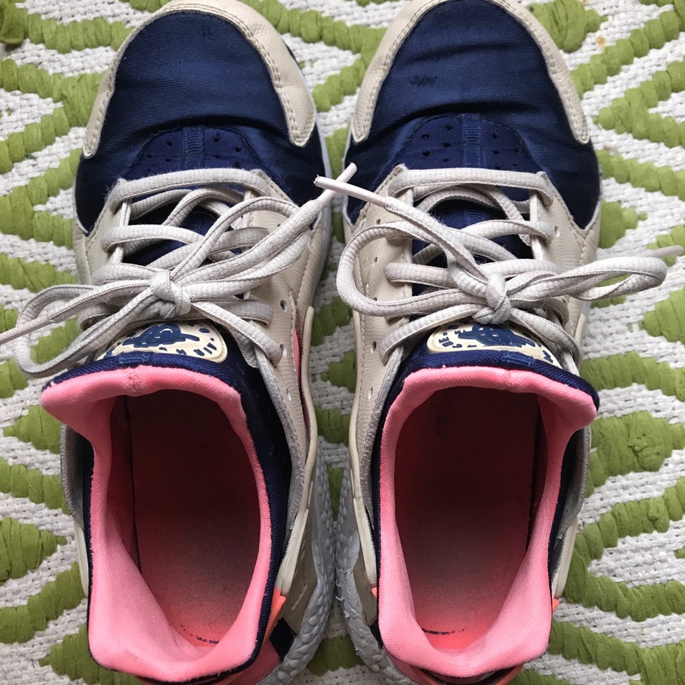 Huaraches - Picture 2 of 4